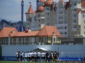 Die DFB-Elf beim Training in Sotschi Die DFB-Elf beim Training in Sotschi