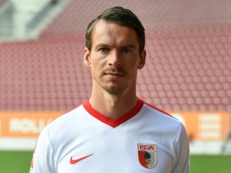 Feulner spielt für die 2. Mannschaft des FC Augsburg Feulner spielt für die 2. Mannschaft des FC Augsburg