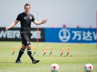 Miroslav Klose gehört beim Confed Cup zum DFB-Trainerstab. Foto: Marius Becker