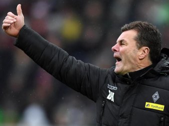 Dieter Hecking übernimmt in Mönchengladbach erst am 2. Juli beim offiziellen Start das Kommando. Foto: Federico Gambarini Dieter Hecking übernimmt in Mönchengladbach erst am 2. Juli beim offiziellen Start das Kommando. Foto: Federico Gambarini