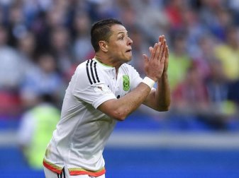 Chicharito hat zusammen mit seinen Teamkollegen die Vorbereitung auf das Spiel gegen Deutschland aufgenommen. Foto: Martin Meissner Chicharito hat zusammen mit seinen Teamkollegen die Vorbereitung auf das Spiel gegen Deutschland aufgenommen. Foto: Martin Meissner