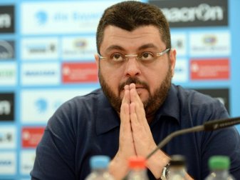 Hasan Ismaik: «Solange ich bei 1860 bin, wird es keine Insolvenz geben.» Foto: Andeas Gebert Hasan Ismaik: «Solange ich bei 1860 bin, wird es keine Insolvenz geben.» Foto: Andeas Gebert