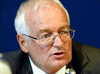 Hans-Joachim Eckert war im Mai zusammen mit Cornel Borbely als Ethik-Chef der FIFA abgelöst worden. Foto: Walter Bieri Hans-Joachim Eckert war im Mai zusammen mit Cornel Borbely als Ethik-Chef der FIFA abgelöst worden. Foto: Walter Bieri