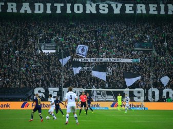 Mönchengladbach muss für Fehlverhalten der Fans bezahlen Mönchengladbach muss für Fehlverhalten der Fans bezahlen
