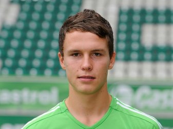 Bjarne Thoelke unterschreibt beim HSV Bjarne Thoelke unterschreibt beim HSV