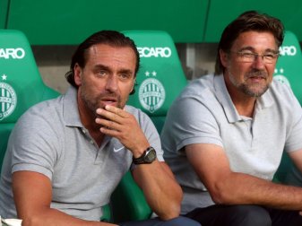 Thomas Doll (l.) siegt mit Budapest gegen FK Jelgava Thomas Doll (l.) siegt mit Budapest gegen FK Jelgava