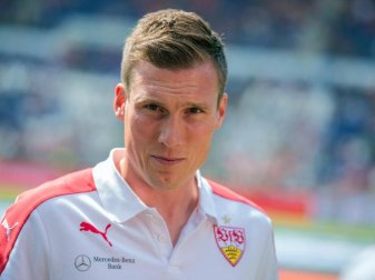 Stuttgarts Trainer Hannes Wolf darf sich auf einen neuen Spieler freuen. Foto: Silas Stein Stuttgarts Trainer Hannes Wolf darf sich auf einen neuen Spieler freuen. Foto: Silas Stein