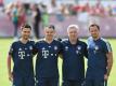 Bayerns Trainer-Team: Die Co-Trainer Davide Ancelotti (l-r) und Willy Sagnol, Cheftrainer Carlo Ancelotti und Torwarttrainer Toni Tapalovic. Foto: Andreas Gebert