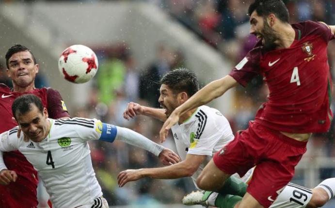 Portugal setzt sich gegen Mexiko mit 2:1 nach Verlängerung durch. Foto: Denis Tyrin