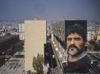 Diego Maradona ist in Neapel allgegenwärtig. Foto: Cesare Abbate Diego Maradona ist in Neapel allgegenwärtig. Foto: Cesare Abbate