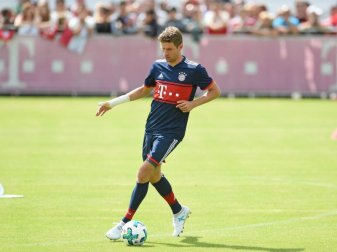 Bayern-Profi Thomas Müller lobt das DFB-Team. Foto: Andreas Gebert Bayern-Profi Thomas Müller lobt das DFB-Team. Foto: Andreas Gebert