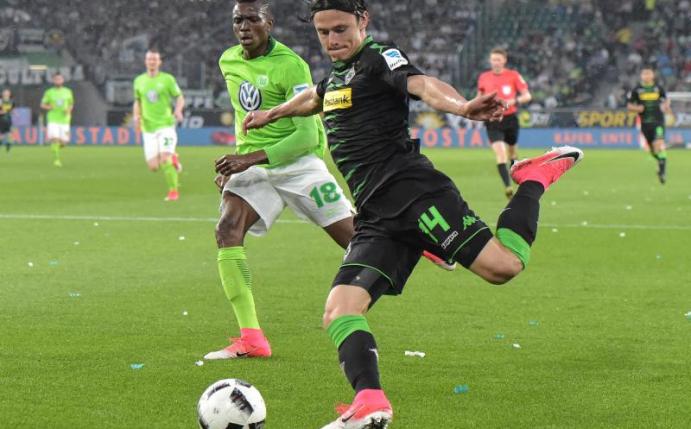 Flügelspieler Nico Schulz (r) kommt aus Gladbach zur TSG 1899 Hoffenheim. Foto: Silas Stein