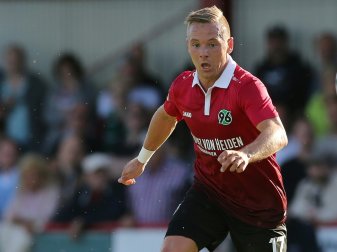 Außenmeniskusriss: Uffe Bech wird am Knie operiert Außenmeniskusriss: Uffe Bech wird am Knie operiert