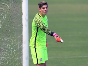 Klinsmann erhält einen Profi-Vertrag bei Hertha BSC