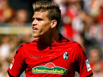 Niederlechner erzielte drei Treffer für den SC Freiburg Niederlechner erzielte drei Treffer für den SC Freiburg