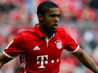 Douglas Costa wechselt von Bayern zu Juve Douglas Costa wechselt von Bayern zu Juve