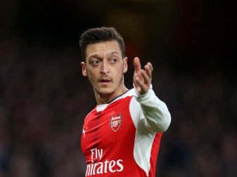Mesut Özil fühlt sich beim FC Arsenal gut aufgehoben. Foto: Steven Paston/PA Wire Mesut Özil fühlt sich beim FC Arsenal gut aufgehoben. Foto: Steven Paston/PA Wire