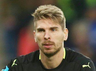 Ron-Robert Zieler erwischte ein unglückliches VfB-Debüt Ron-Robert Zieler erwischte ein unglückliches VfB-Debüt