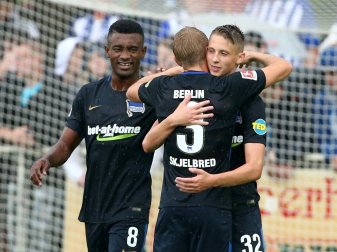 Hertha BSC schlägt Rot-Weiß Erfurt mit 3:0 Hertha BSC schlägt Rot-Weiß Erfurt mit 3:0