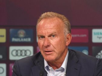 Karl-Heinz Rummenigge äußerte sich vor dem Abflug nach Shanghai zu den Zielen des FC Bayerns in Fernost. Foto: Felix Hörhager