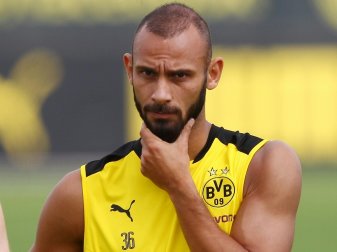 Ömer Toprak musste wegen Visa-Problemen zurückfliegen Ömer Toprak musste wegen Visa-Problemen zurückfliegen