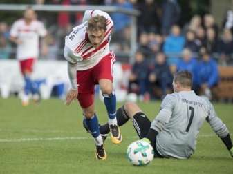 Aaron Hunt will Klarheit über seine sportliche Zukunft beim Hamburger SV. Foto: Jörg Sarbach Aaron Hunt will Klarheit über seine sportliche Zukunft beim Hamburger SV. Foto: Jörg Sarbach