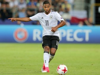 Serge Gnabry sieht seine Zukunft beim Rekordmeister Serge Gnabry sieht seine Zukunft beim Rekordmeister