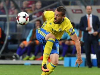 Emir Kujovic hat bei Fortuna Düsseldorf einen Dreijahresvertrag unterzeichnet. Foto: Jonas Ekstromer Emir Kujovic hat bei Fortuna Düsseldorf einen Dreijahresvertrag unterzeichnet. Foto: Jonas Ekstromer