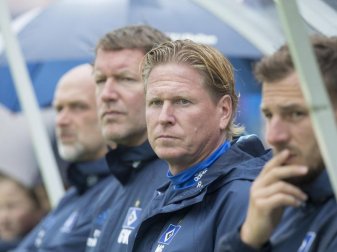 HSV-Trainer Markus Gisdol bleibt trotz der Testspielpleite gegen Kiel gelassen. Foto: Jörg Sarbach HSV-Trainer Markus Gisdol bleibt trotz der Testspielpleite gegen Kiel gelassen. Foto: Jörg Sarbach
