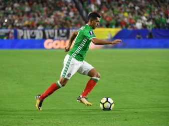 Mexikos Elias Hernandez im Viertelfinale gegen Honduras. Mexikos Elias Hernandez im Viertelfinale gegen Honduras.