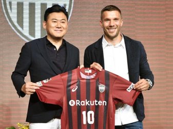 Lukas Podolski wird Ende Juli sein Debüt für seinen neuen Verein Vissel Kobe geben. Foto: kyodo Lukas Podolski wird Ende Juli sein Debüt für seinen neuen Verein Vissel Kobe geben. Foto: kyodo