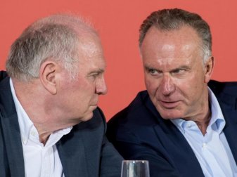 Uli Hoeneß (l) und Karl-Heinz Rummenigge sind die Führungspersönlichkeiten des FC Bayern. Foto: Sven Hoppe Uli Hoeneß (l) und Karl-Heinz Rummenigge sind die Führungspersönlichkeiten des FC Bayern. Foto: Sven Hoppe