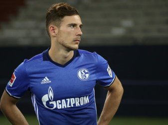 Leon Goretzka zog sich einen kleinen Muskelfaserriss zu Leon Goretzka zog sich einen kleinen Muskelfaserriss zu
