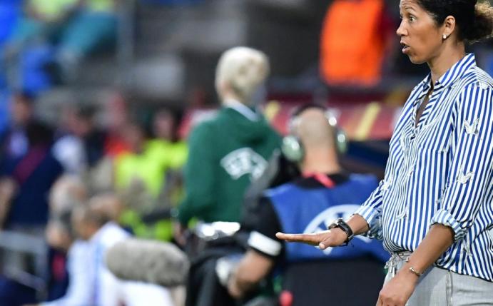 Steffi Jones steht mit ihrer Mannschaft im Viertelfinale