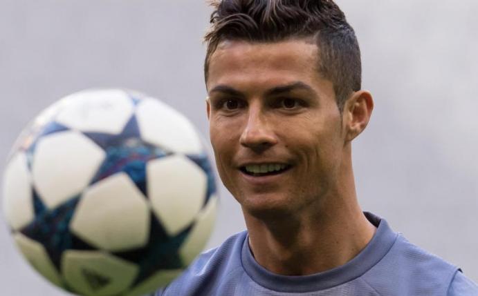 Cristiano Ronaldo muss sich wegen Vorwürfen der Steuerhinterziehung vor Gericht verantworten. Foto: Sven Hoppe
