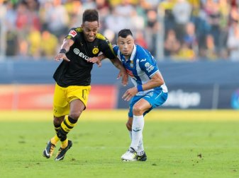 Pierre-Emerick Aubameyang konnte sich im entscheidenden Moment nicht durchsetzen. Foto: Guido Kirchner Pierre-Emerick Aubameyang konnte sich im entscheidenden Moment nicht durchsetzen. Foto: Guido Kirchner