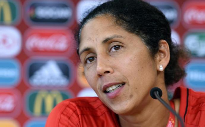 Steffi Jones weiß, dass das Spiel gegen Dänemark kein Spaziergang wird. Foto: Carmen Jaspersen
