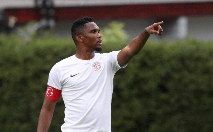 Samuel Eto'o traf per Foulelfmeter für Antalyaspor. Foto: Tim Rehbein