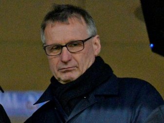 Michael Reschke beerbt beim VfB Jan Schindelmeiser Michael Reschke beerbt beim VfB Jan Schindelmeiser