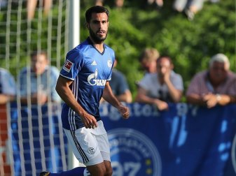 Insua brachte Schalke zunächst in Führung Insua brachte Schalke zunächst in Führung