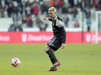 Andreas Beck hat mit Besiktas Istanbul den türkischen Supercup gegen Konyaspor mit 1:2 verloren. Foto: Tolga Adanali+ Andreas Beck hat mit Besiktas Istanbul den türkischen Supercup gegen Konyaspor mit 1:2 verloren. Foto: Tolga Adanali+