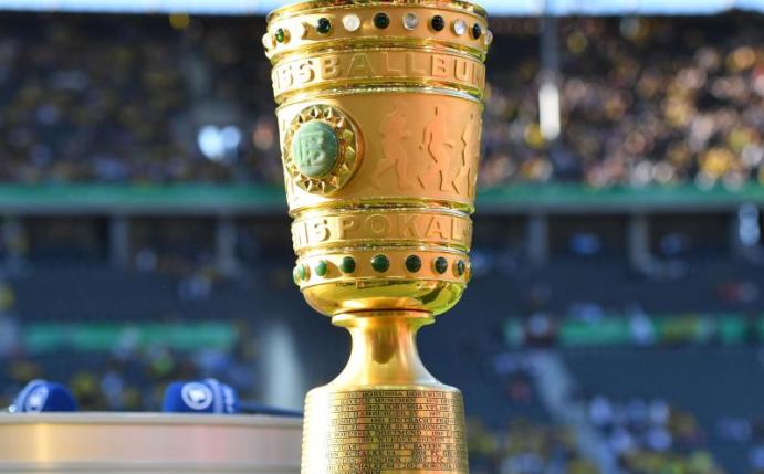 Zur ersten Runde des DFB-Pokals müssen neun Pokal-Gastgeber teilweise weite Reisen auf sich nehmen. Foto: Bernd Thissen