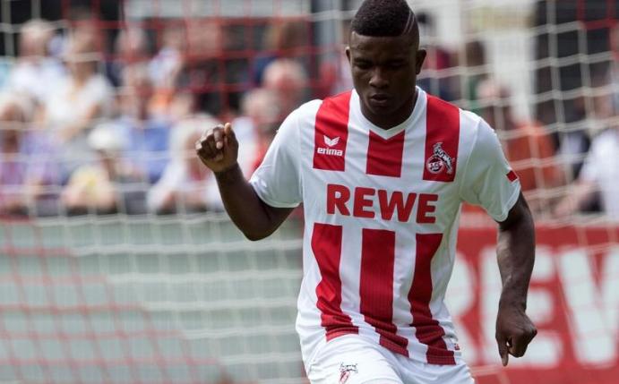 Verletzte sich bei der Kölner Generalprobe und fehlt vermutlich im DFB-Pokal: FC-Neuzugang Jhon Cordoba. Foto: Federico Gambarini