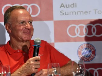 Karl-Heinz Rummenigge sieht den Neymar-Transfer kritisch Karl-Heinz Rummenigge sieht den Neymar-Transfer kritisch