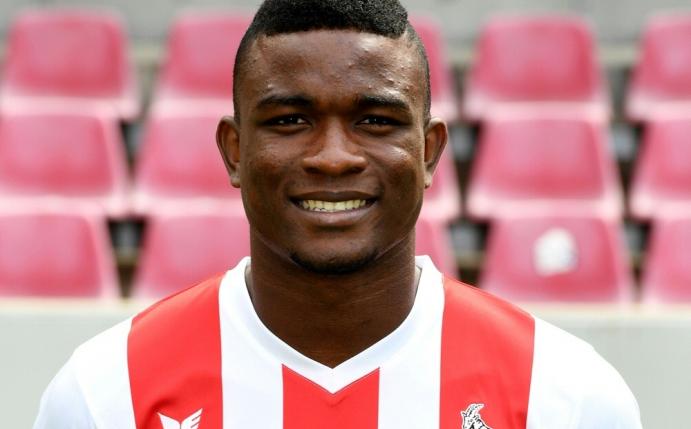 Jhon Cordoba ist zurück im Mannschaftstraining