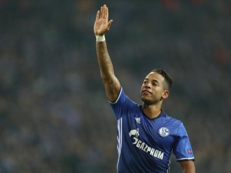 Begrüßt künftig die Fans vom VfB Stuttgart: Ex-Nationalspieler Dennis Aogo. Foto: Ina Fassbender Begrüßt künftig die Fans vom VfB Stuttgart: Ex-Nationalspieler Dennis Aogo. Foto: Ina Fassbender