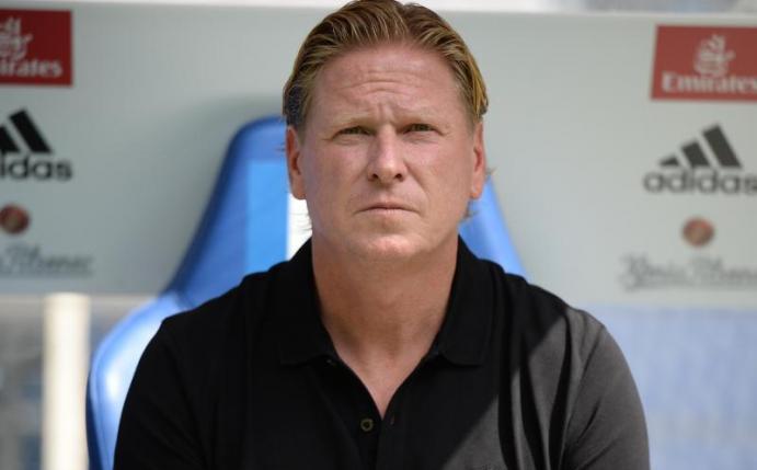 Nimmt das Pokalspiel in Osanabrück nicht auf die leichte Schulter: HSV-Trainer Markus Gisdol. Foto: Daniel Reinhardt