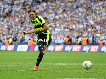 Seit vergangenem Jahr spielt der Deutsche in England Seit vergangenem Jahr spielt der Deutsche in England