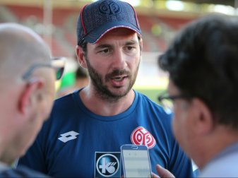 Erster Sieg für den neuen Coach Sandro Schwarz im Pokal Erster Sieg für den neuen Coach Sandro Schwarz im Pokal