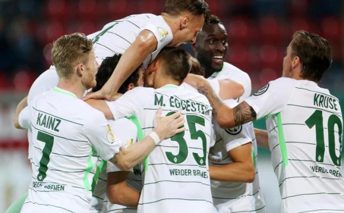 Werder Bremen gewann gegen Drittligist Würzburg mit 3:0. Foto: Thomas Frey